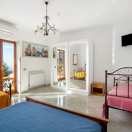 La Vista Sul Golfo Apartment *
